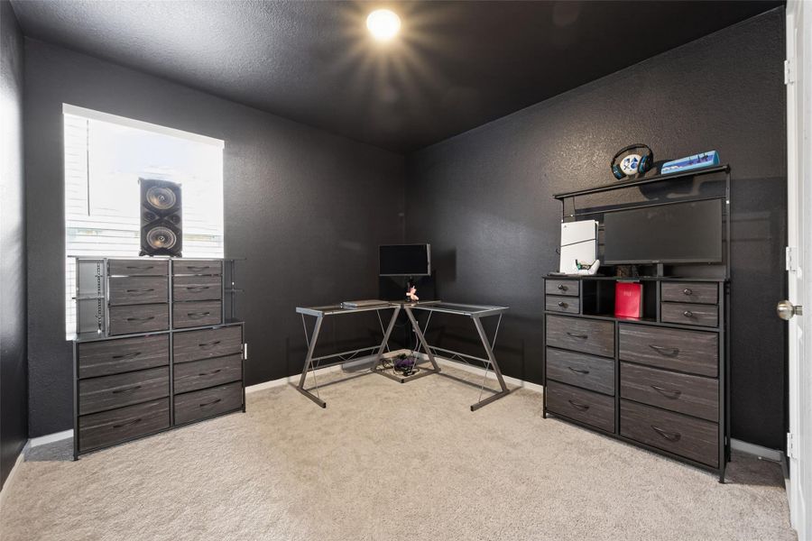Furnished interior view inside a new home in Indian Springs, Crosby (Image 18).