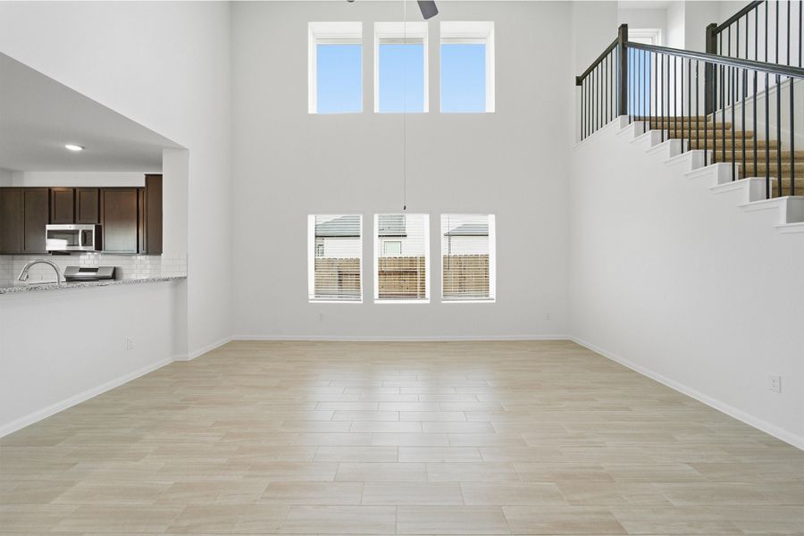 Spacious, unfurnished interior of a new home in Briarwood, Elgin (Image 23).
