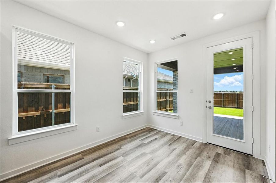 Spacious, unfurnished interior of a new home in Talia, Mesquite (Image 19).