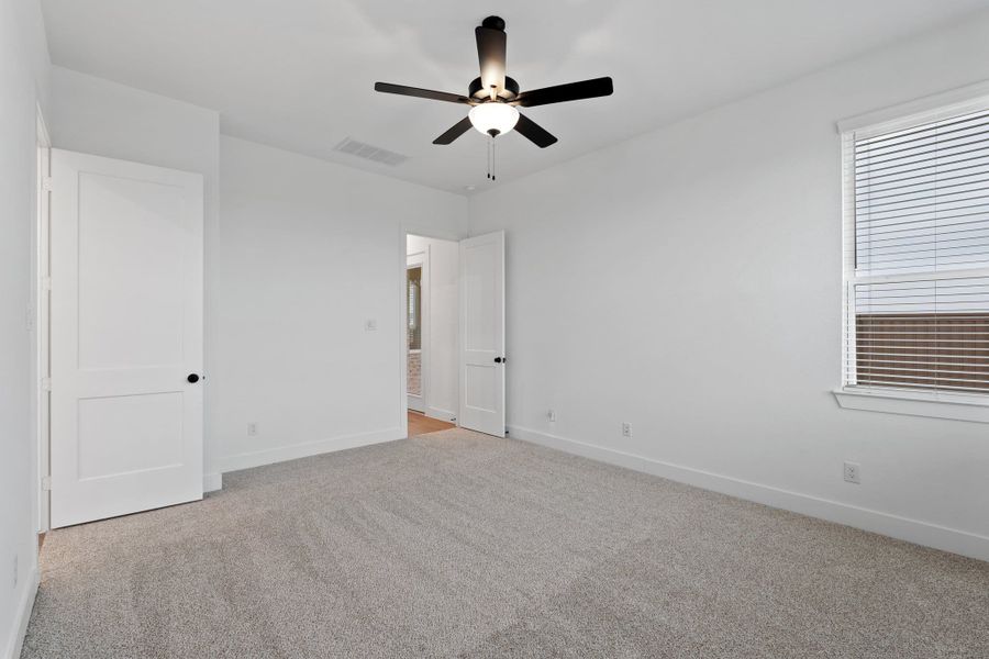 Spacious, unfurnished interior of a new home in Brookewater, Rosenberg (Image 24). Spacious, unfurnished interior of a new home in Brookewater, Rosenberg (Image 24).