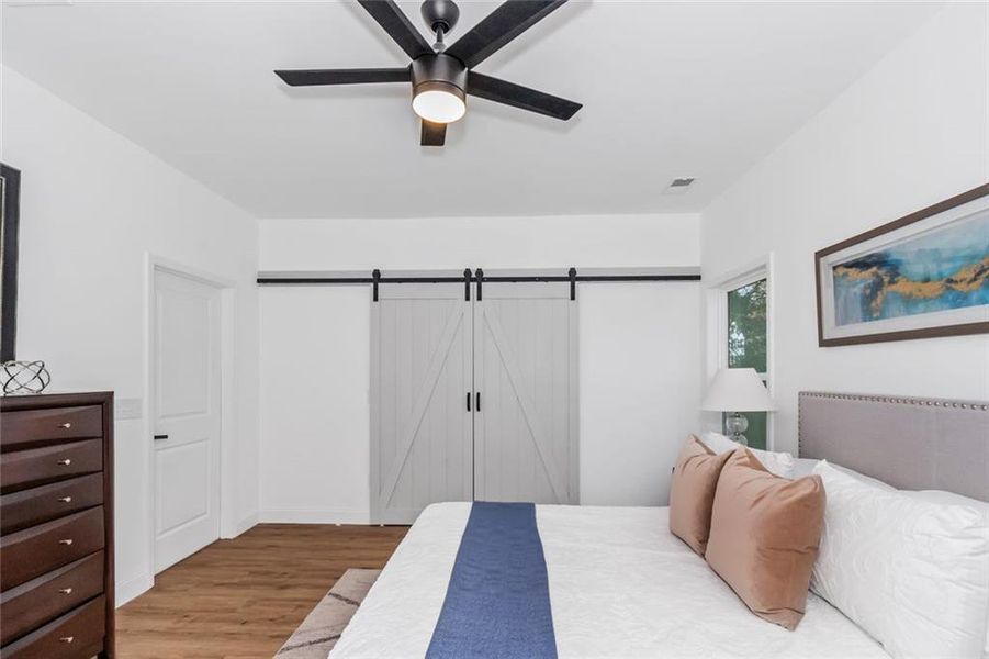 Furnished interior view inside a new home in , Atlanta (Image 7).