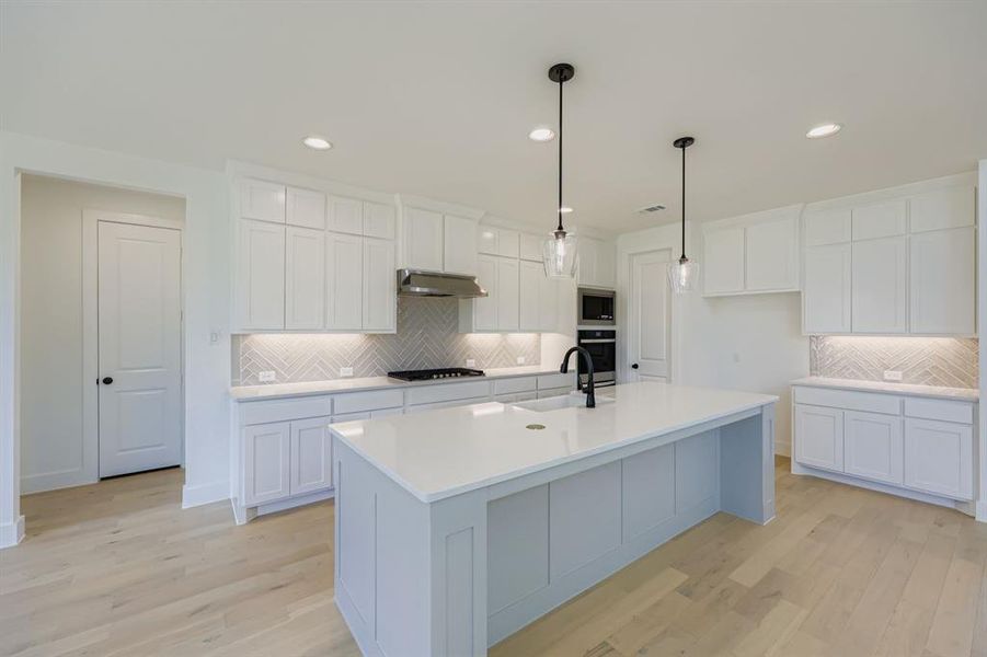 Furnished interior view inside a new home in BridgeWater 60s, Midlothian (Image 5).