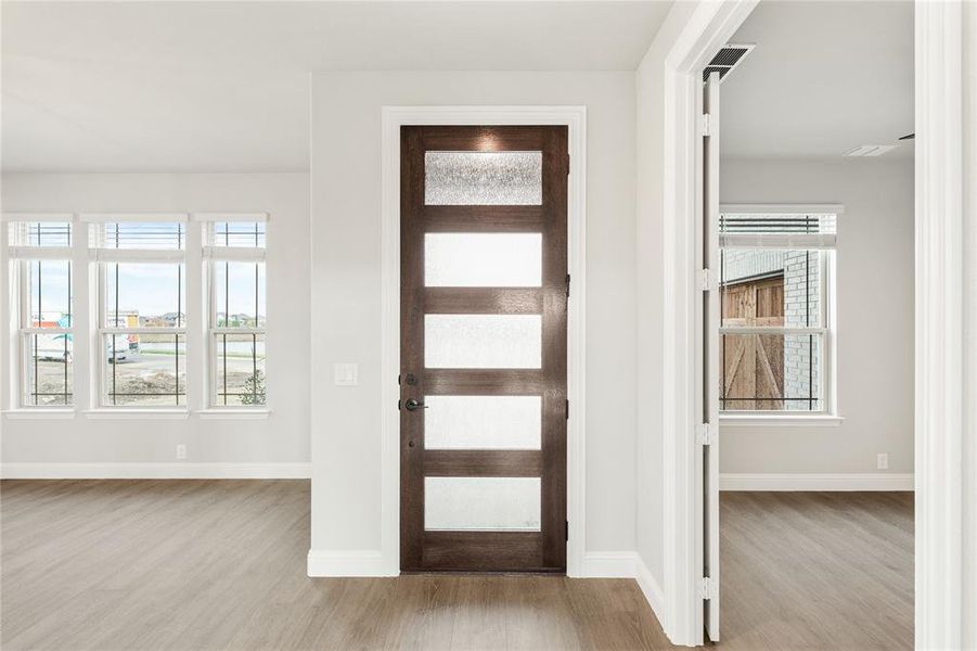 Spacious, unfurnished interior of a new home in Somerset Classic 70s & 80s, Mansfield (Image 34).