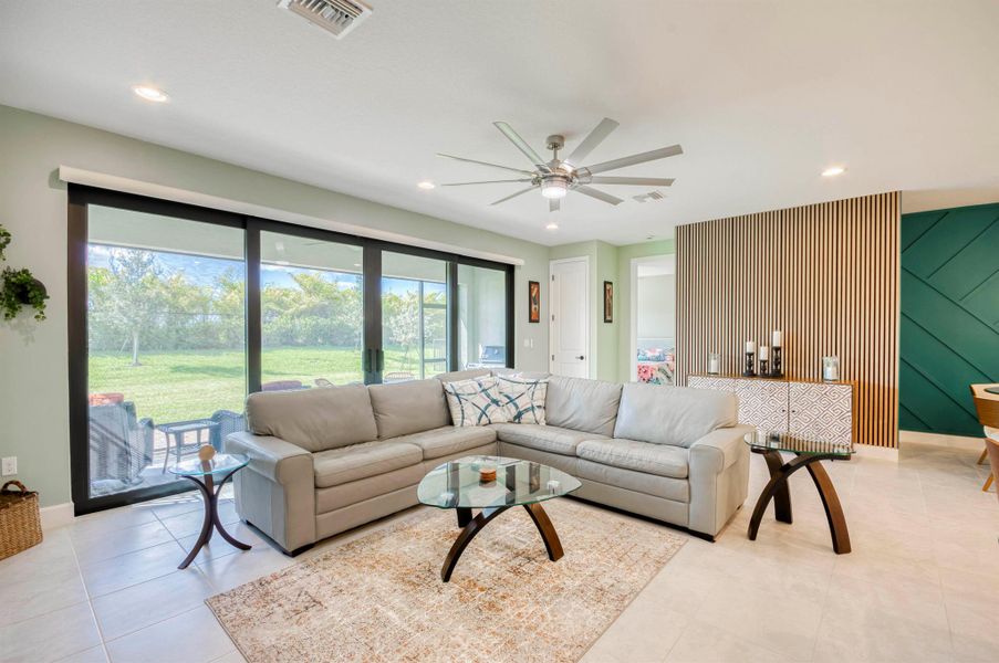 Furnished interior view inside a new home in , Port St. Lucie (Image 10).