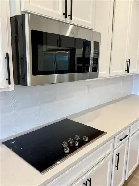 Close-up of interior finishes inside a home in , Gainesville (Image 16). Close-up of interior finishes inside a home in , Gainesville (Image 16).