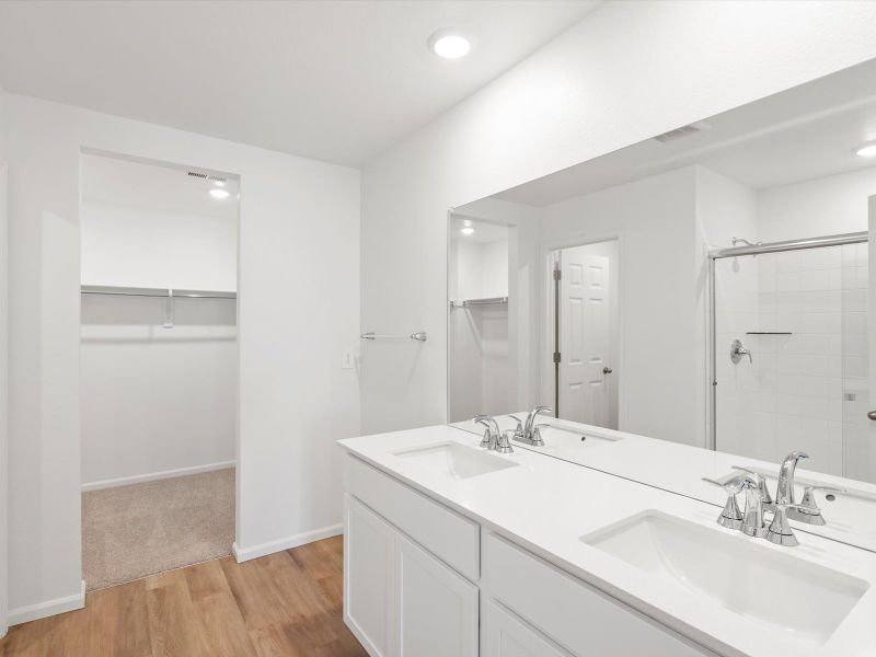 Furnished interior view inside a new home in Skyview at High Point, Aurora (Image 4).