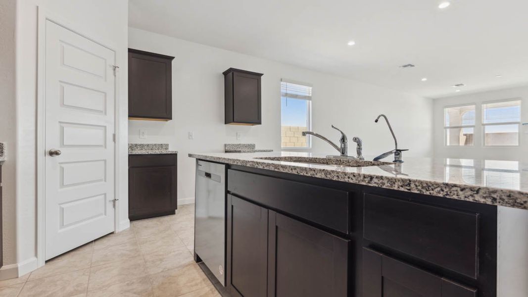 Furnished interior view inside a new home in Sorrento, Maricopa (Image 8).