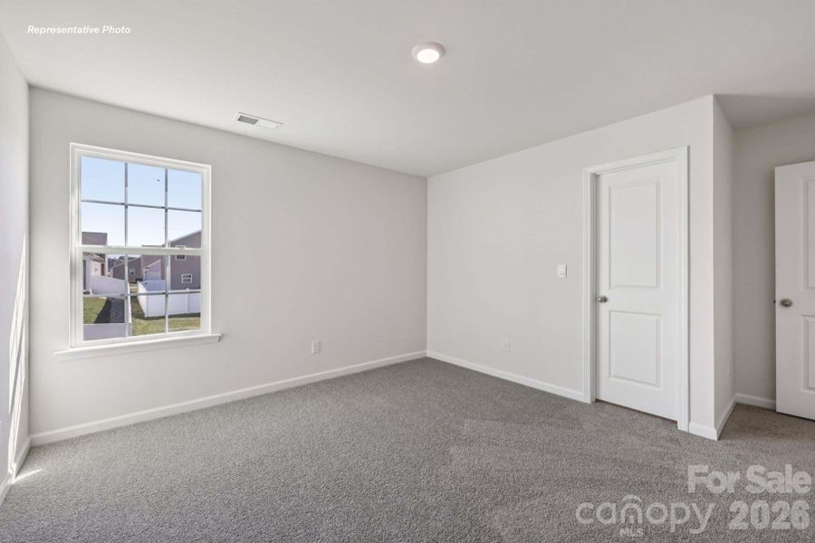 Spacious, unfurnished interior of a new home in The Hamptons at Hickory, Hickory (Image 24).