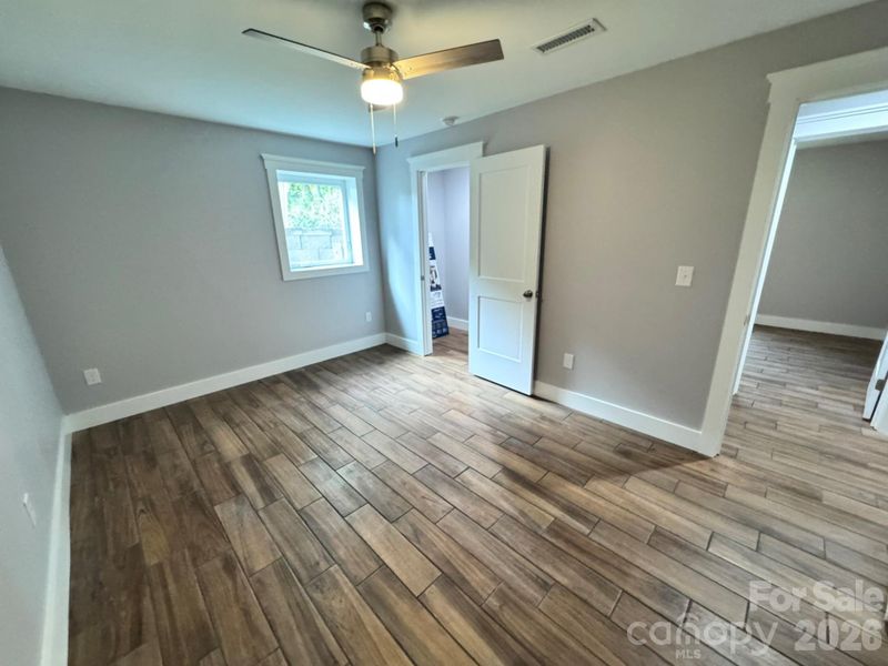 Spacious, unfurnished interior of a new home in , Asheville (Image 23). Spacious, unfurnished interior of a new home in , Asheville (Image 23).
