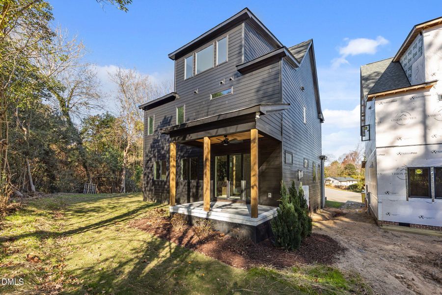 39-web-or-mls-2N6A5577 39-web-or-mls-2N6A5577