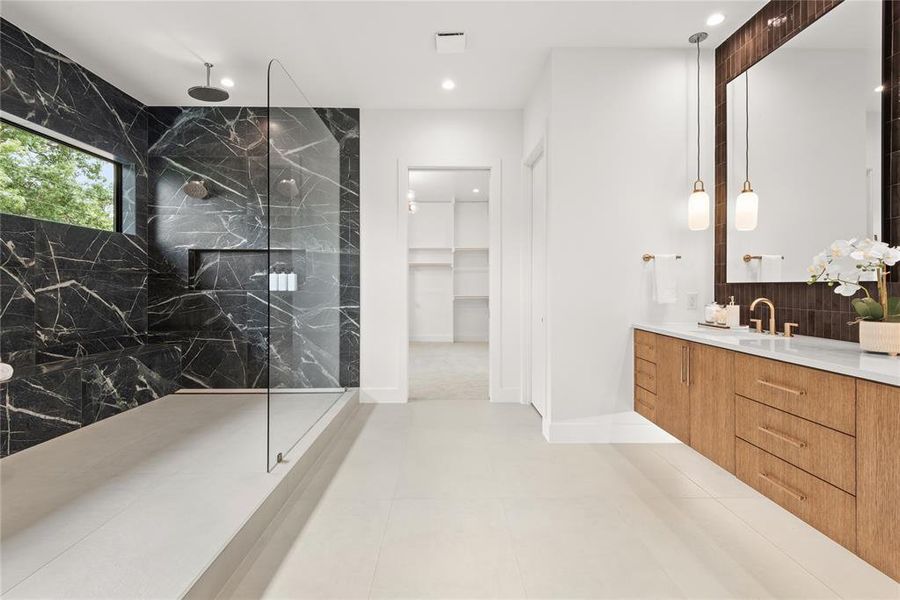 Furnished interior view inside a new home in , Dallas (Image 32). Furnished interior view inside a new home in , Dallas (Image 32).