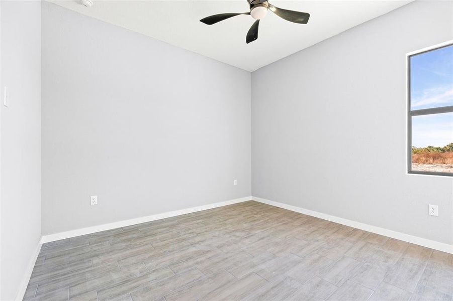 Spacious, unfurnished interior of a new home in , Punta Gorda (Image 18).