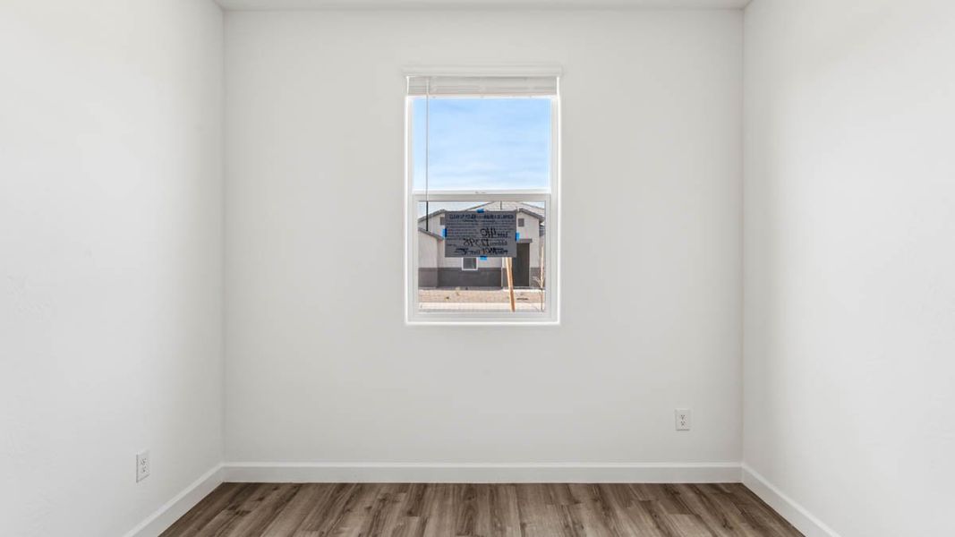 Spacious, unfurnished interior of a new home in Magma Ranch Vistas, Florence (Image 24).