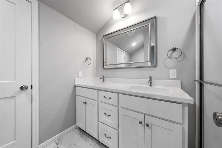 Furnished interior view inside a new home in , McGregor (Image 10).