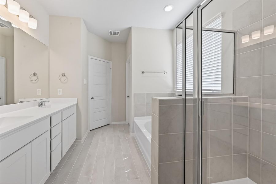 Furnished interior view inside a new home in Cypress Green, Hockley (Image 15).