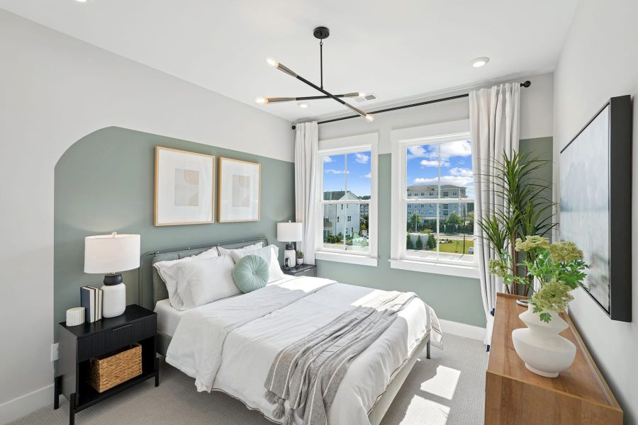 Representative furnished interior of a home built from the Piper by Tri Pointe Homes in Twinleaf Townes, Chapel Hill (Image 15).