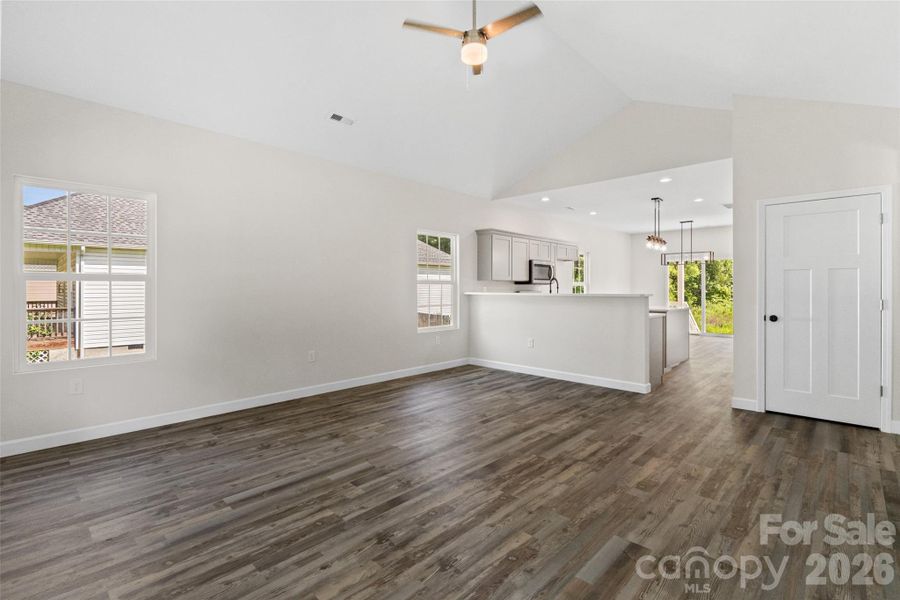 Spacious, unfurnished interior of a new home in , York (Image 23).