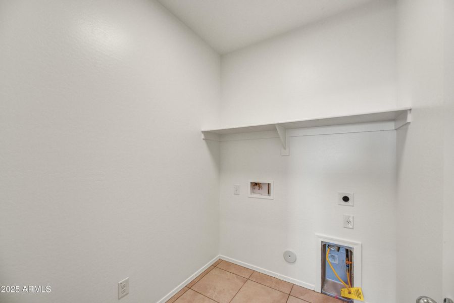 11-Laundry Room 11-Laundry Room