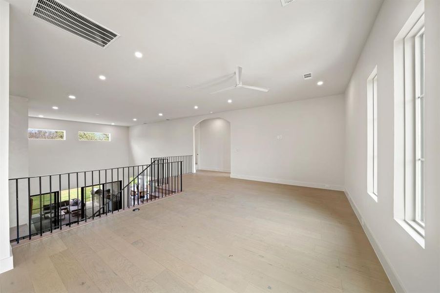 Spacious, unfurnished interior of a new home in , Dallas (Image 36). Spacious, unfurnished interior of a new home in , Dallas (Image 36).