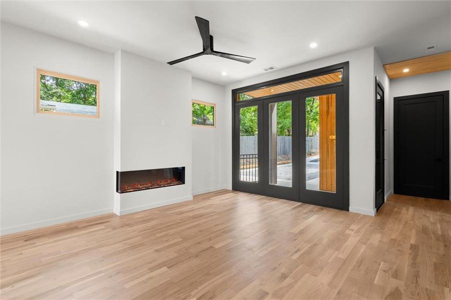 Spacious, unfurnished interior of a new home in , Atlanta (Image 36). Spacious, unfurnished interior of a new home in , Atlanta (Image 36).
