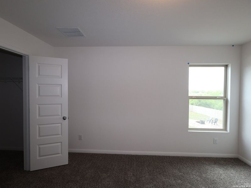 Spacious, unfurnished interior of a new home in Cinco Lakes, San Antonio (Image 22). Spacious, unfurnished interior of a new home in Cinco Lakes, San Antonio (Image 22).