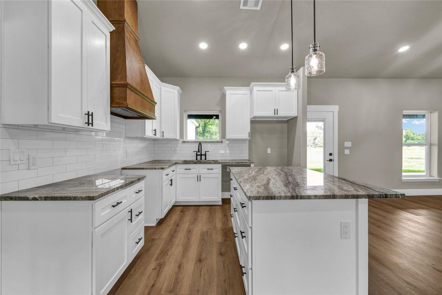 Furnished interior view inside a new home in , Angleton (Image 15).