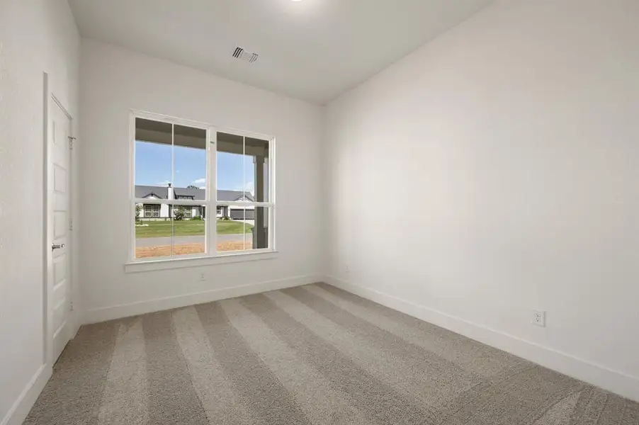Spacious, unfurnished interior of a new home in Saddleback Estates, Boyd (Image 31). Spacious, unfurnished interior of a new home in Saddleback Estates, Boyd (Image 31).