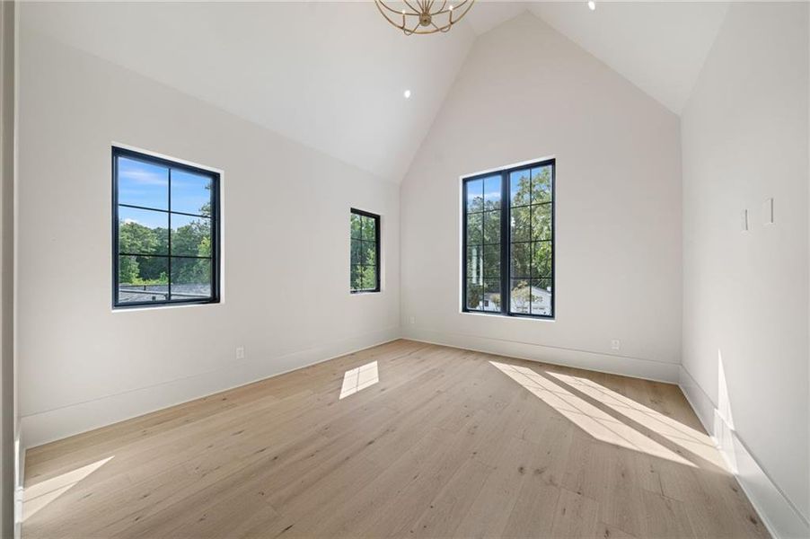 Spacious, unfurnished interior of a new home in , Dunwoody (Image 39).