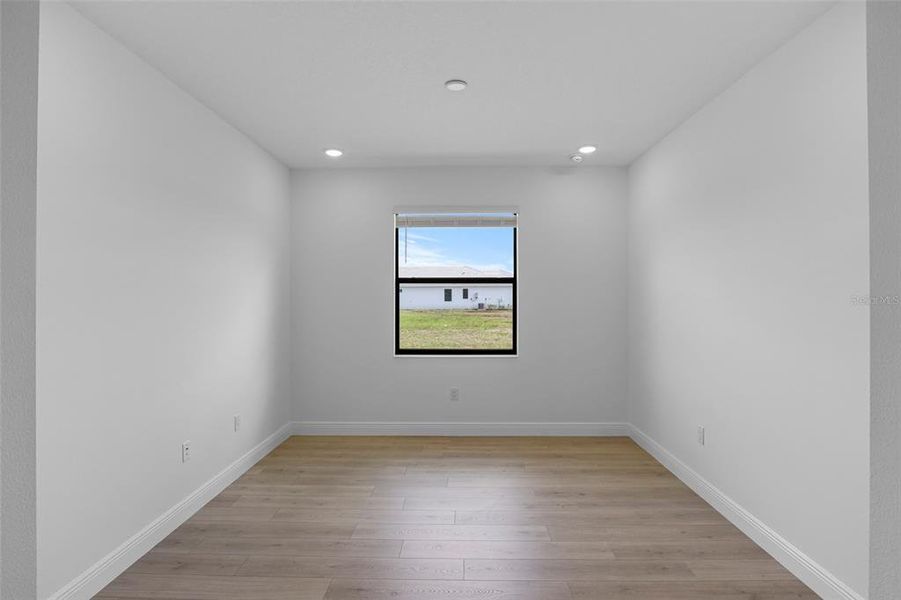 Spacious, unfurnished interior of a new home in Cresswind Lakewood Ranch, Lakewood Ranch (Image 19). Spacious, unfurnished interior of a new home in Cresswind Lakewood Ranch, Lakewood Ranch (Image 19).