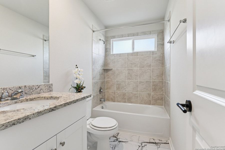 Furnished interior view inside a new home in Solana Ridge, San Antonio (Image 9). Furnished interior view inside a new home in Solana Ridge, San Antonio (Image 9).