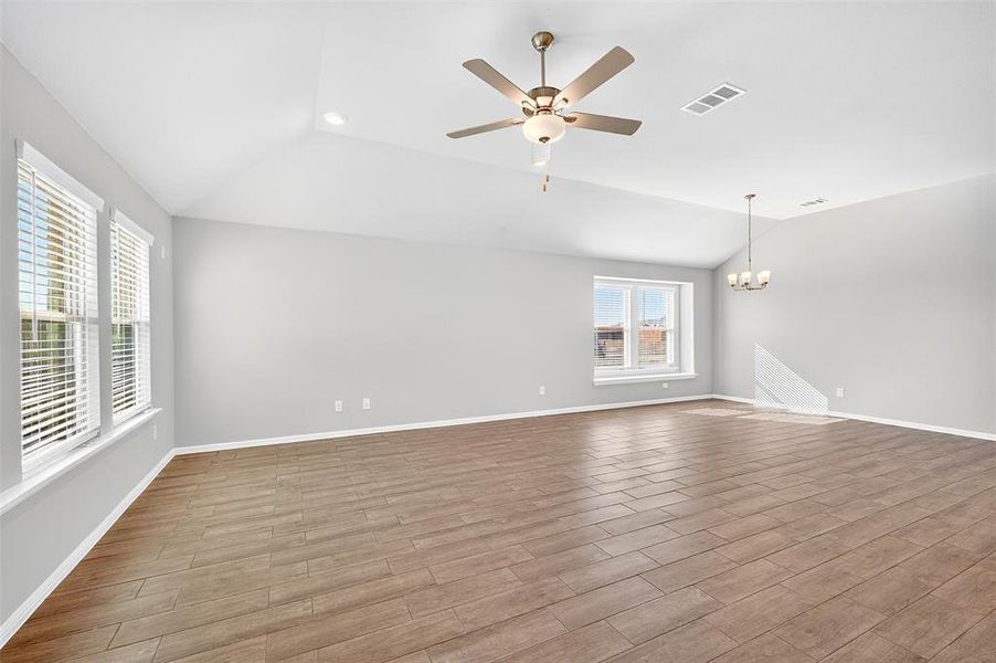 Spacious, unfurnished interior of a new home in Mobberly Farms, Pilot Point (Image 31). Spacious, unfurnished interior of a new home in Mobberly Farms, Pilot Point (Image 31).