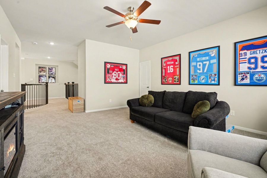 Furnished interior view inside a new home in Coastal Point, League City (Image 29). Furnished interior view inside a new home in Coastal Point, League City (Image 29).