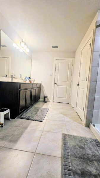 Image 41 of a home in Towne Lake 50'. Image 41 of a home in Towne Lake 50'.