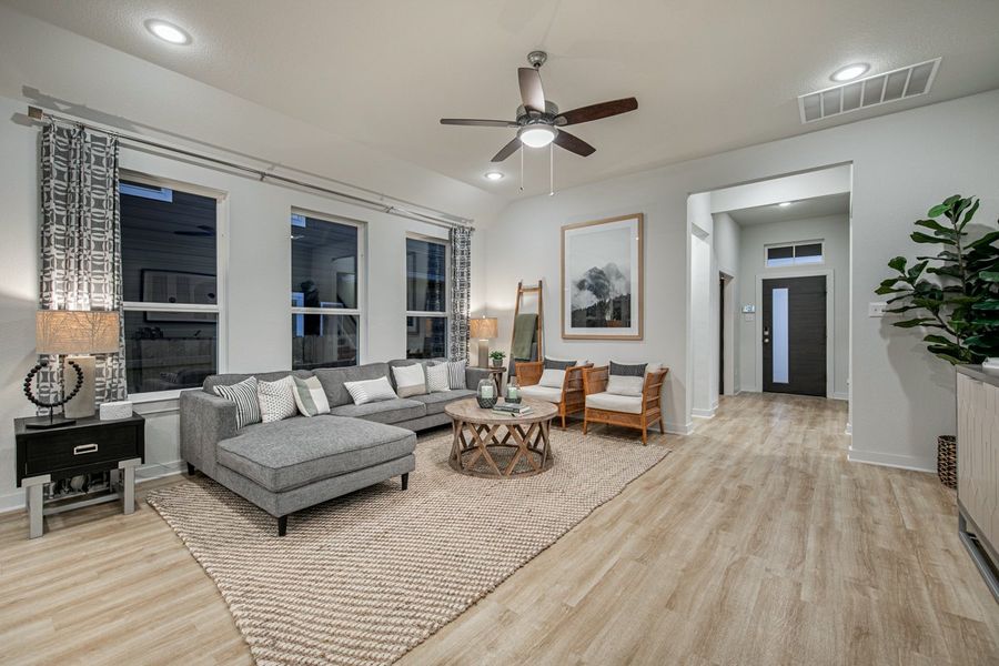 Furnished interior view inside a new home in Meyer Ranch, New Braunfels (Image 29).