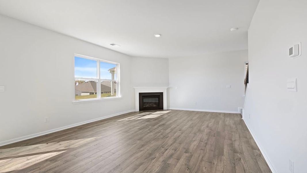 Spacious, unfurnished interior of a new home in Spring Ridge, Anderson (Image 18).