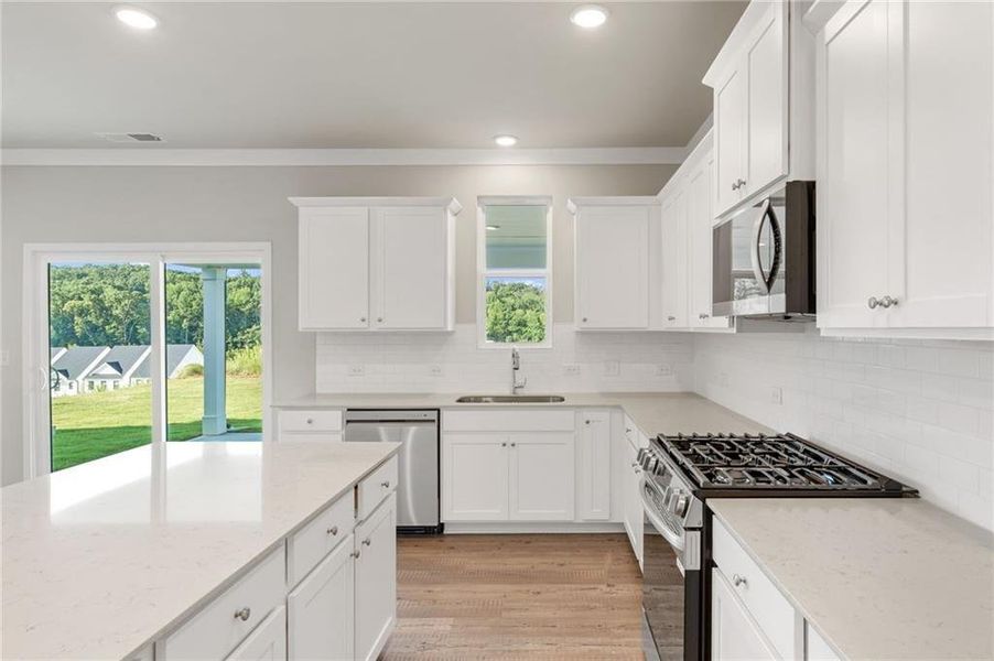 Furnished interior view inside a new home in The Estates at Gainesville Township, Gainesville (Image 9).