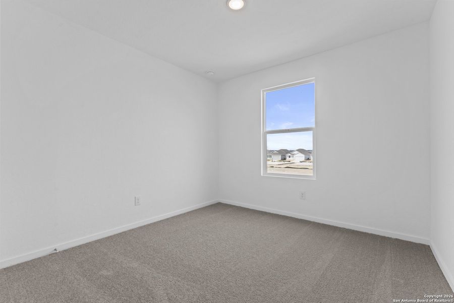 Spacious, unfurnished interior of a new home in Voss Farms: Watermill Collection, New Braunfels (Image 13).