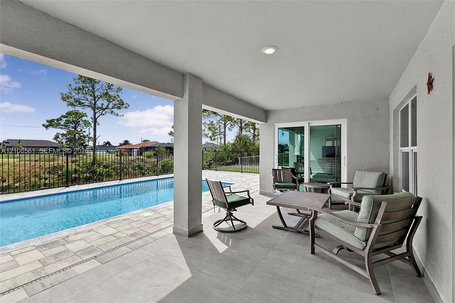 Exterior details and patio area of a home in , Cape Coral (Image 29).