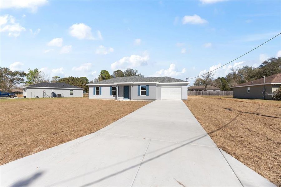 Exterior details and patio area of a home in , Ocala (Image 15). Exterior details and patio area of a home in , Ocala (Image 15).