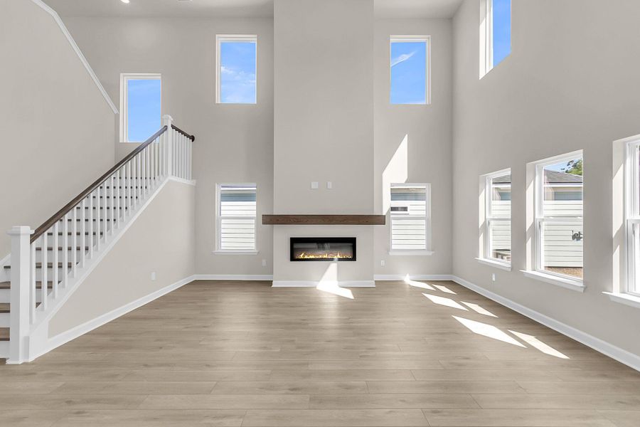 Spacious, unfurnished interior of a new home in , Ravenel (Image 25).