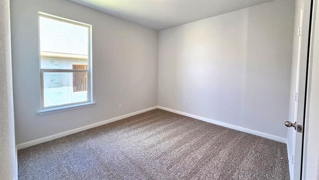 Spacious, unfurnished interior of a new home in Vista Point, Grandview (Image 17).