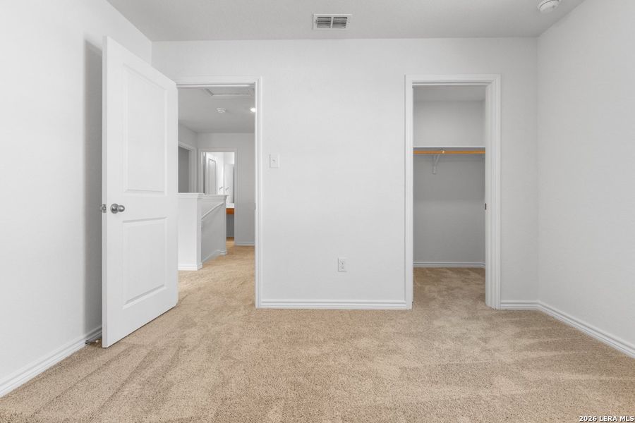 Spacious, unfurnished interior of a new home in Southton Cove, San Antonio (Image 25).