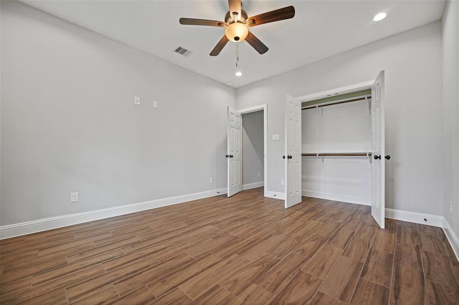Spacious, unfurnished interior of a new home in , Angleton (Image 19). Spacious, unfurnished interior of a new home in , Angleton (Image 19).
