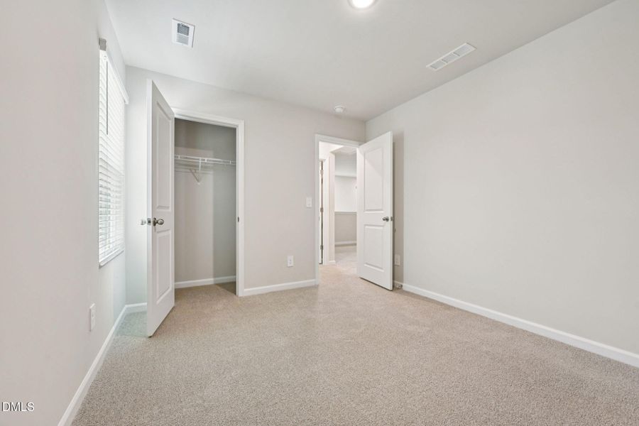 21-web-or-mls-Raleigh - Oak Manor - 617