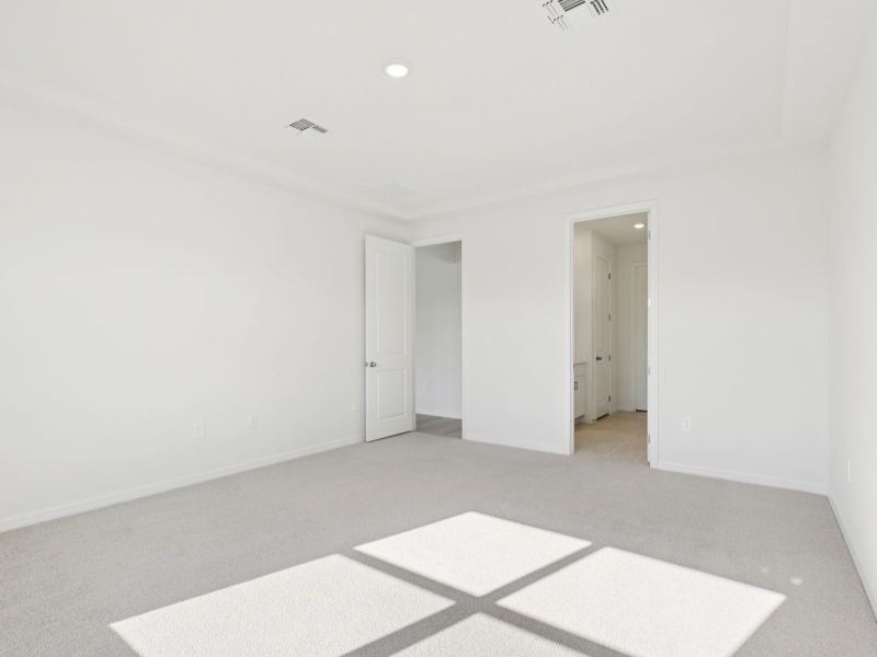 Spacious, unfurnished interior of a new home in Coasterra - Reserve Series, Palmetto (Image 17).