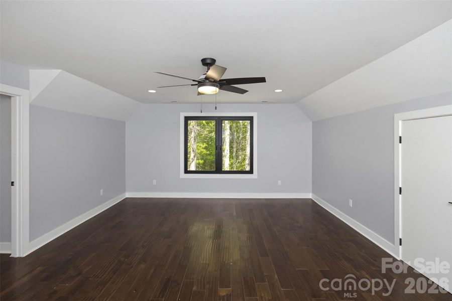 Upper Bedroom 2