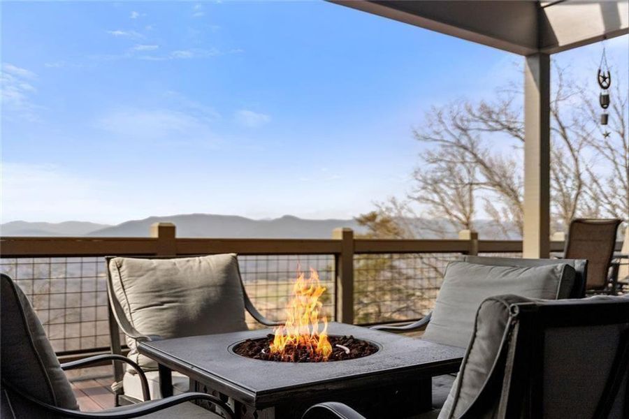 Exterior details and patio area of a home in , Cleveland (Image 35).