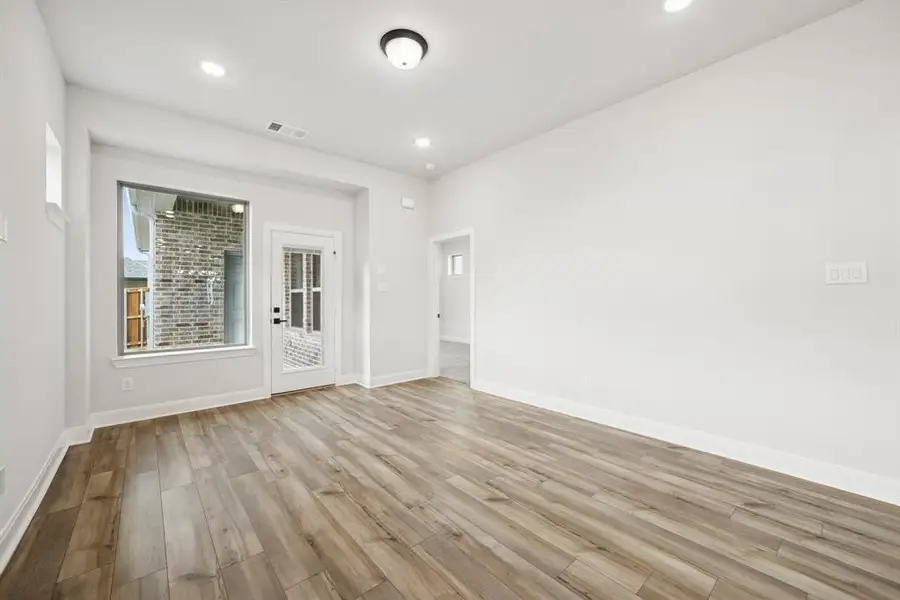 Spacious, unfurnished interior of a new home in Talia – Cottage Series, Mesquite (Image 15).