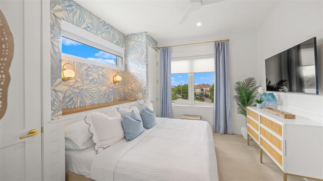 Furnished interior view inside a new home in , Sarasota (Image 9).