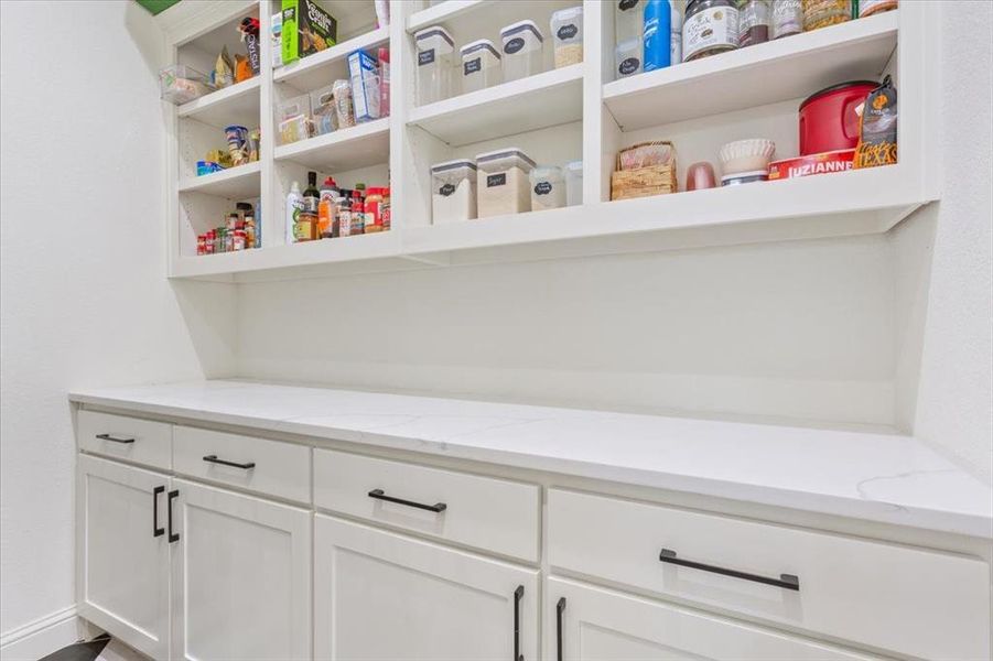 Close-up of interior finishes inside a home in , Waco (Image 21).